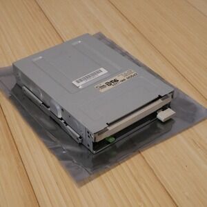 EPSON SMD-1300 Internal Floppy Disk Drive FDD 3.5 inch 1.44Mb Beige - Tested 03